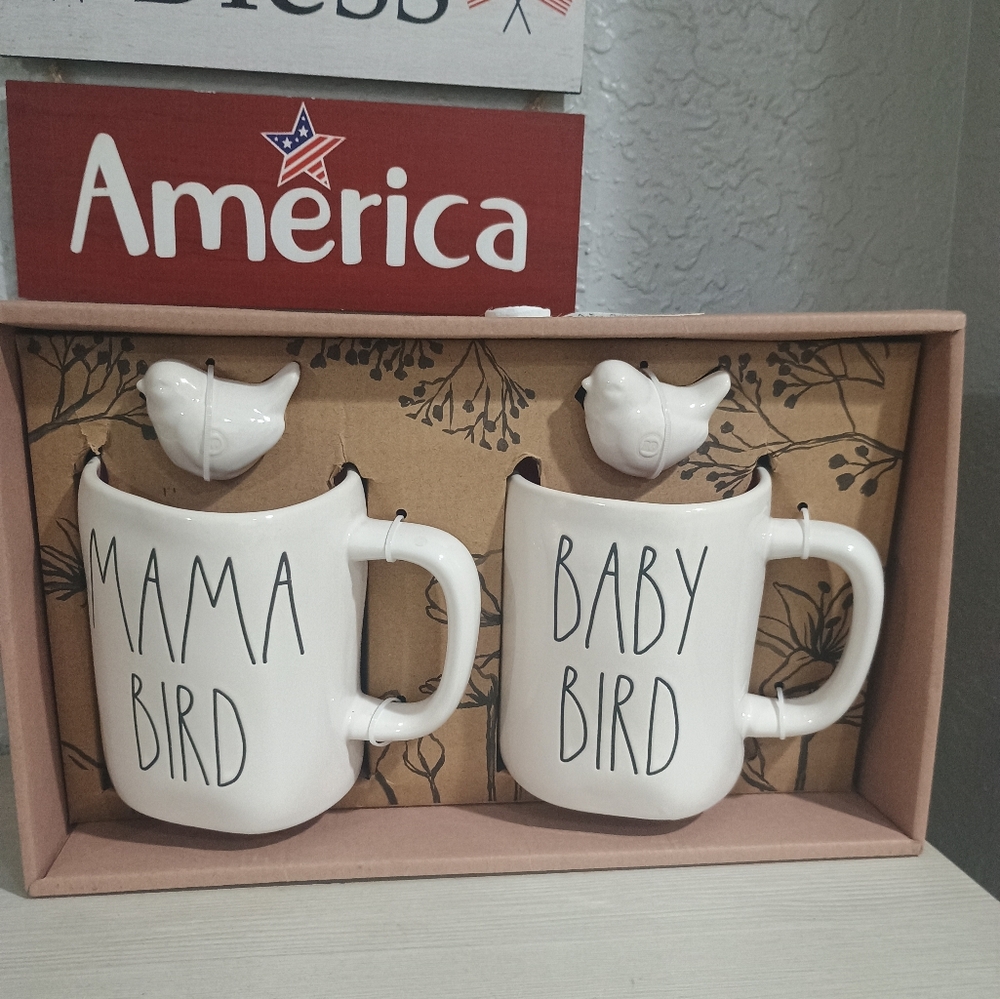 White Ceramic Bird Mug Set
